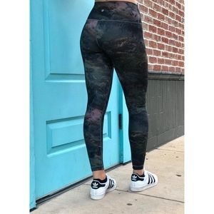 B-New Lululemon Wunder Under High Rise 7/8 pant